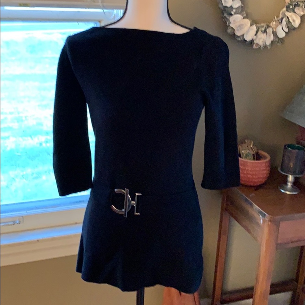 Striking Kenar tunic sweater